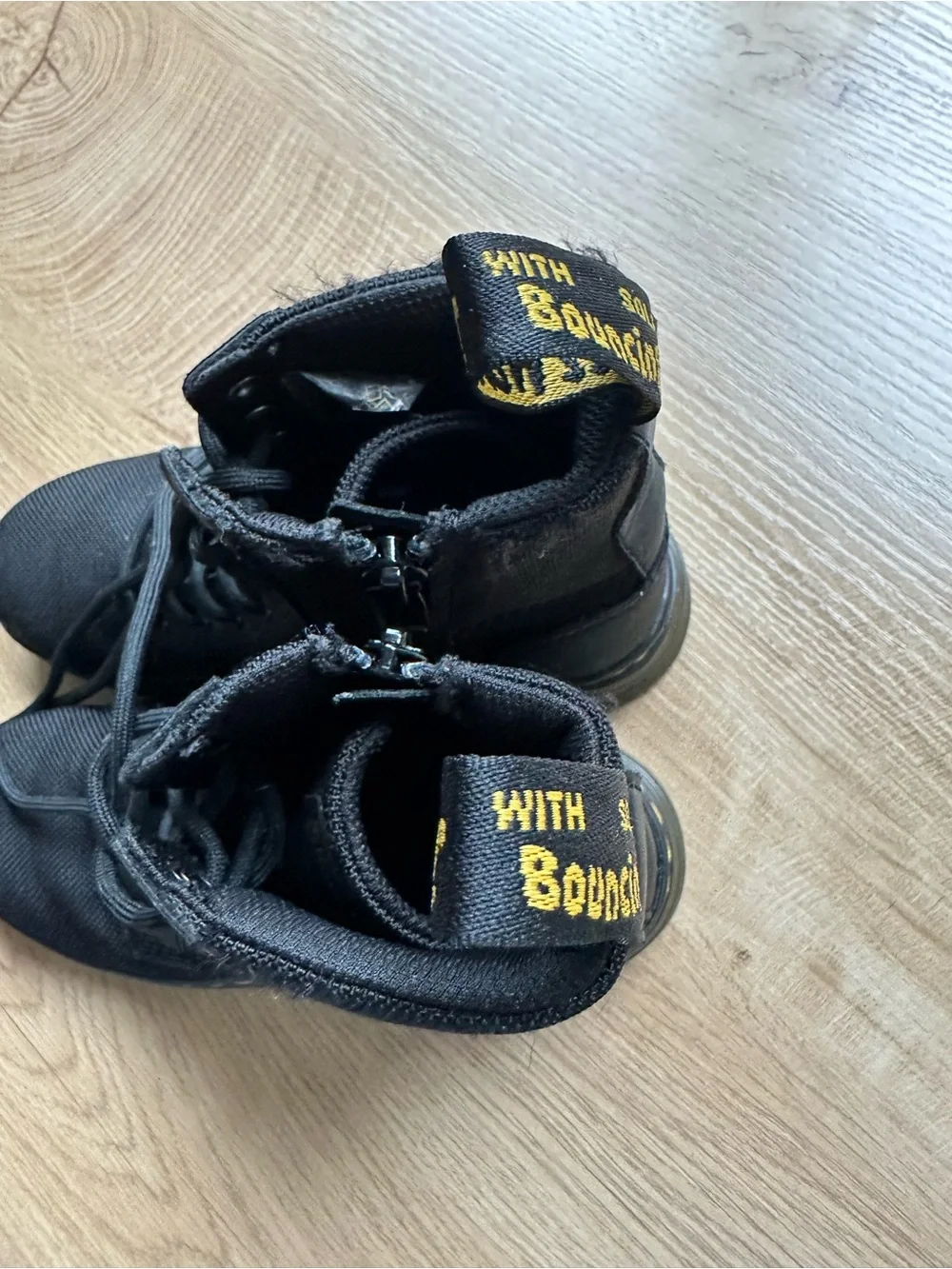 Dr. Martens lace up